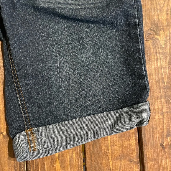 So dark wash Jean shorts | new condition | - Picture 4 of 6